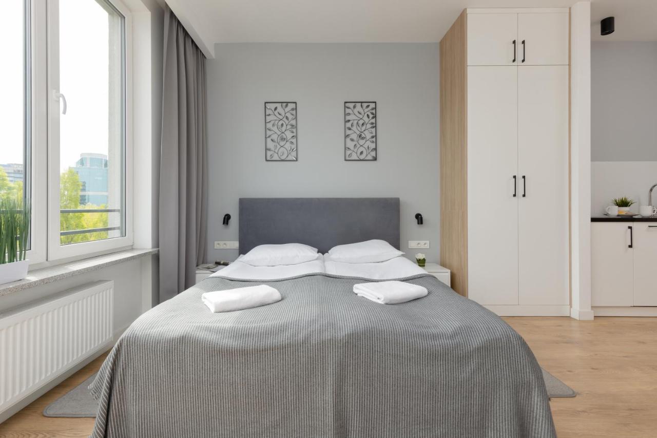 Wola Pet-Friendly Apartments With Ac Slawinska By Noclegi Renters Varšava Exteriér fotografie