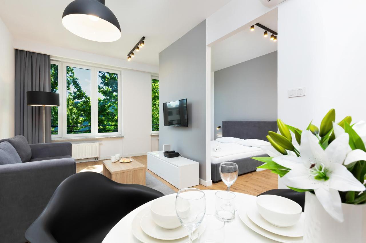 Wola Pet-Friendly Apartments With Ac Slawinska By Noclegi Renters Varšava Exteriér fotografie