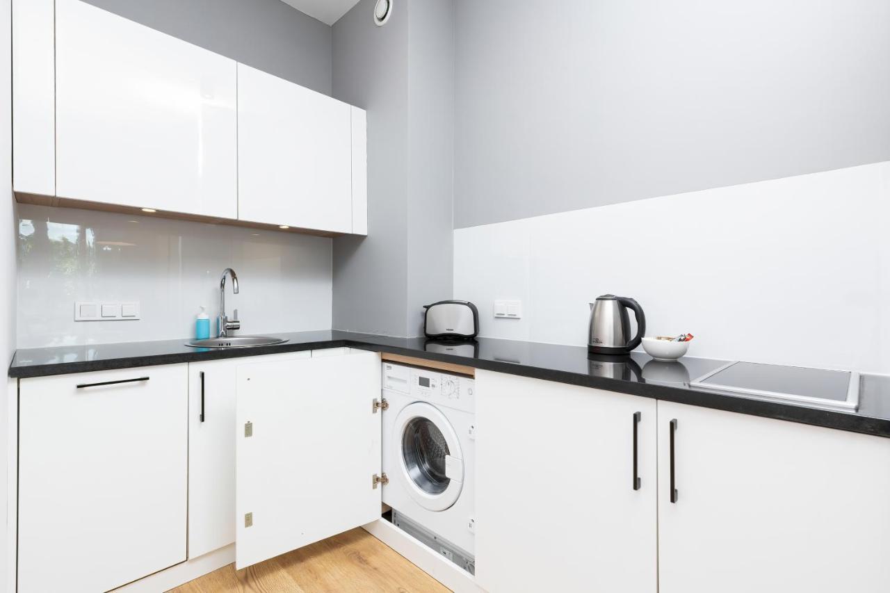 Wola Pet-Friendly Apartments With Ac Slawinska By Noclegi Renters Varšava Exteriér fotografie